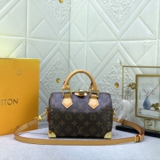 Louis Vuitton Speedy Bags